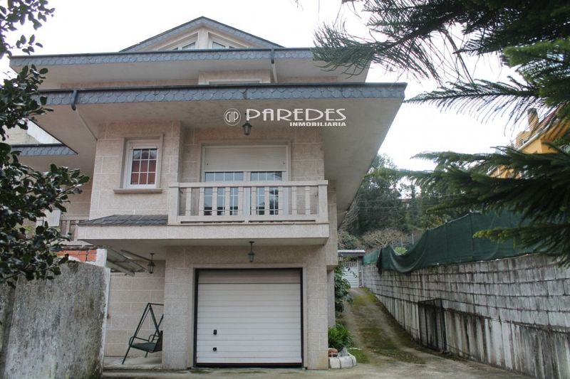 Chalet Independiente en venta Moaña, Pontevedra. Ref: 9029. INMOBILIARIA PAREDES