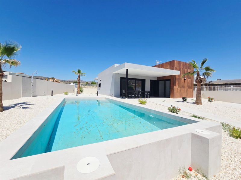 Chalet Independiente en venta Los Gallardos, Almería. Ref: 3040. PACO PARRA INMOBILIARIA