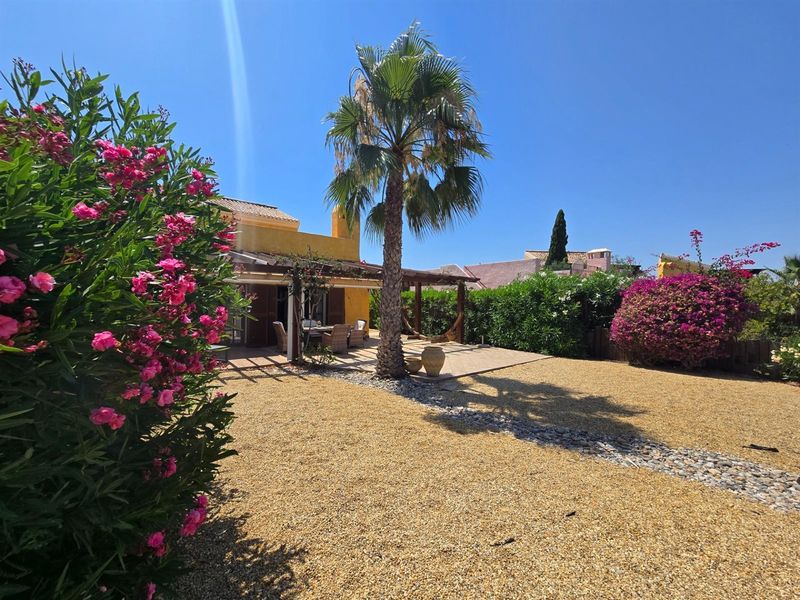 Chalet Independiente en venta Cuevas del Almanzora, Almería. Ref: 3049. PACO PARRA INMOBILIARIA