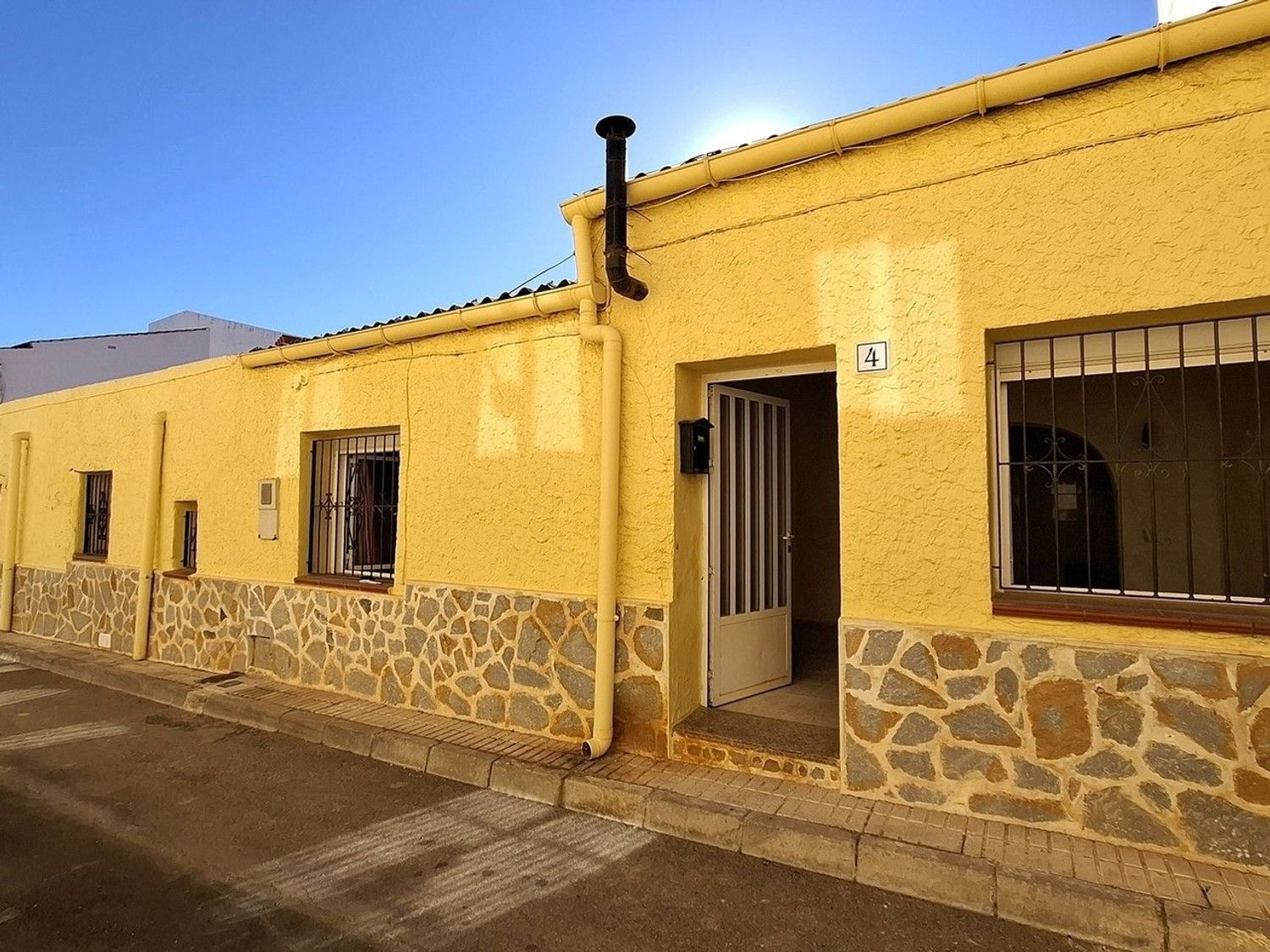 Casa en venta  Turre, Almería  2/27
