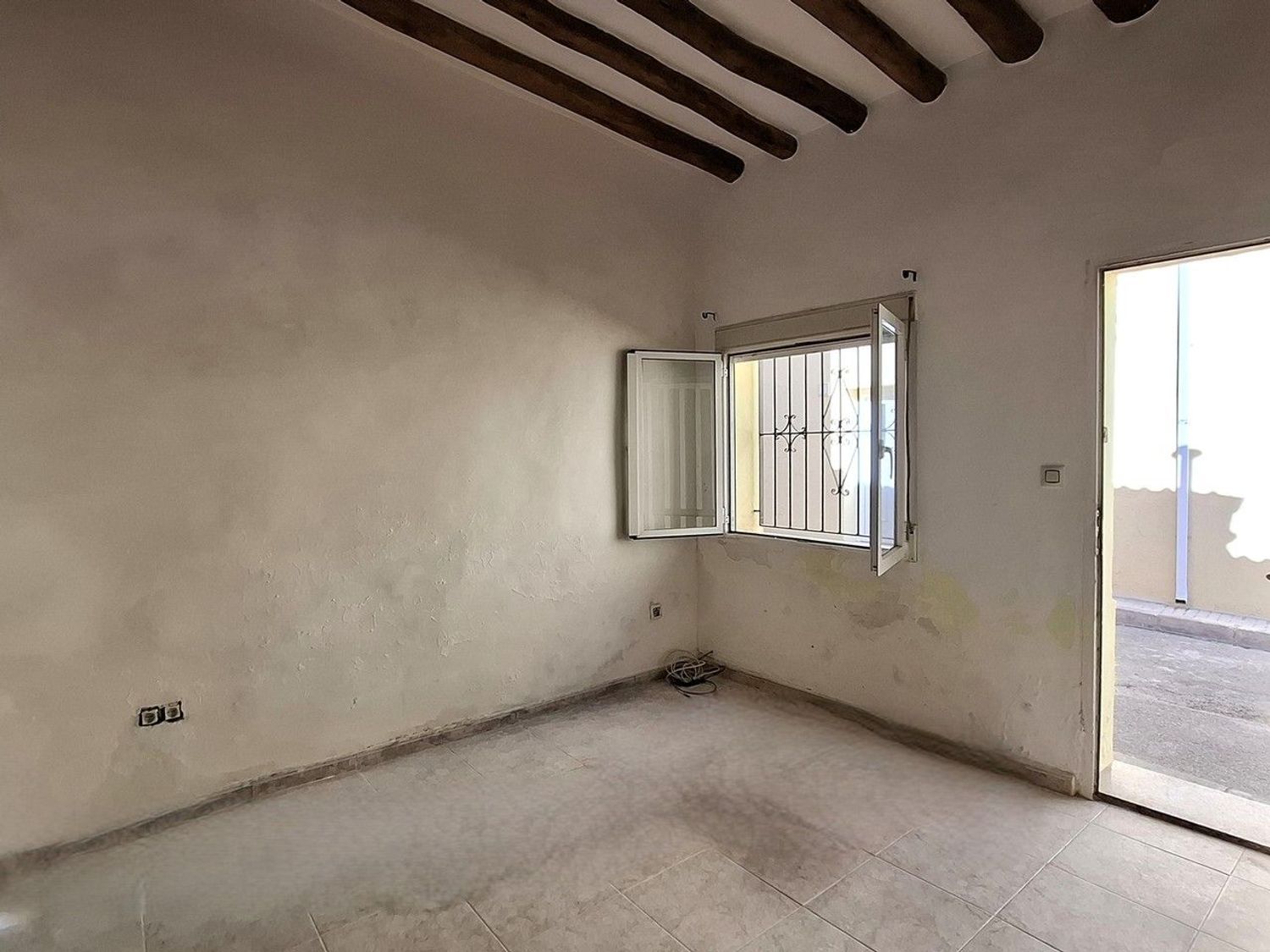 Casa en venta  Turre, Almería  8/27