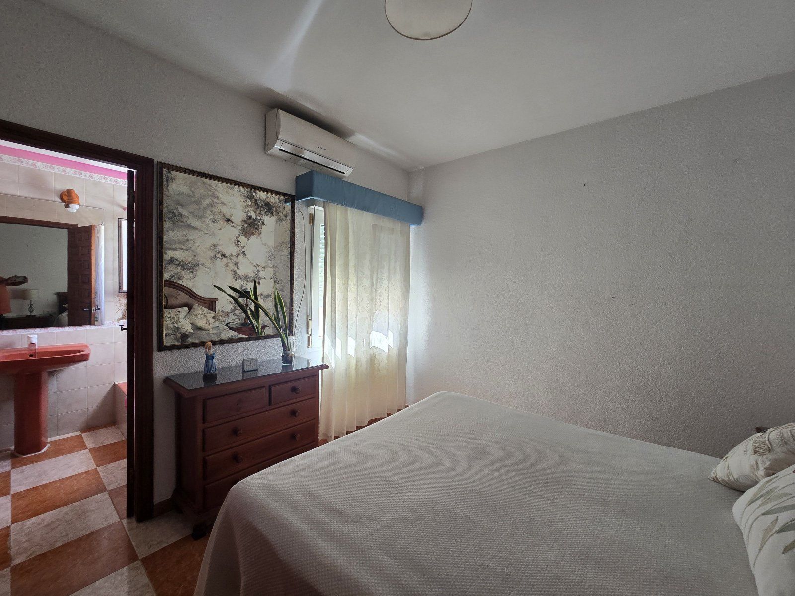Exclusiva villa independiente frente al mar con piscina privada y amplios jardines - Foto 49