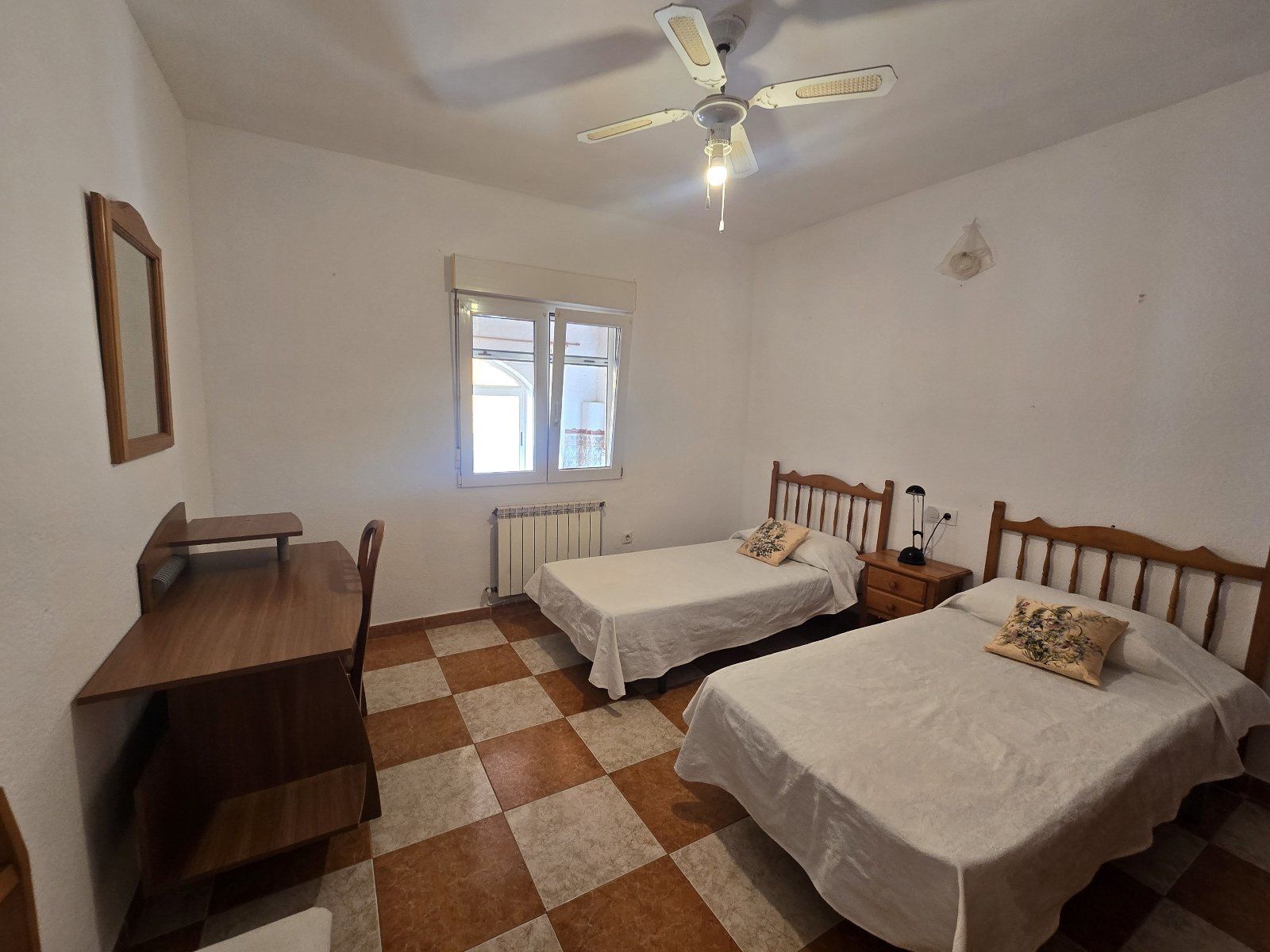 Exclusiva villa independiente frente al mar con piscina privada y amplios jardines - Foto 58