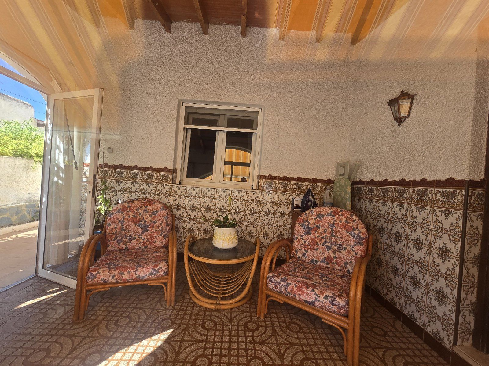 Exclusiva villa independiente frente al mar con piscina privada y amplios jardines - Foto 31