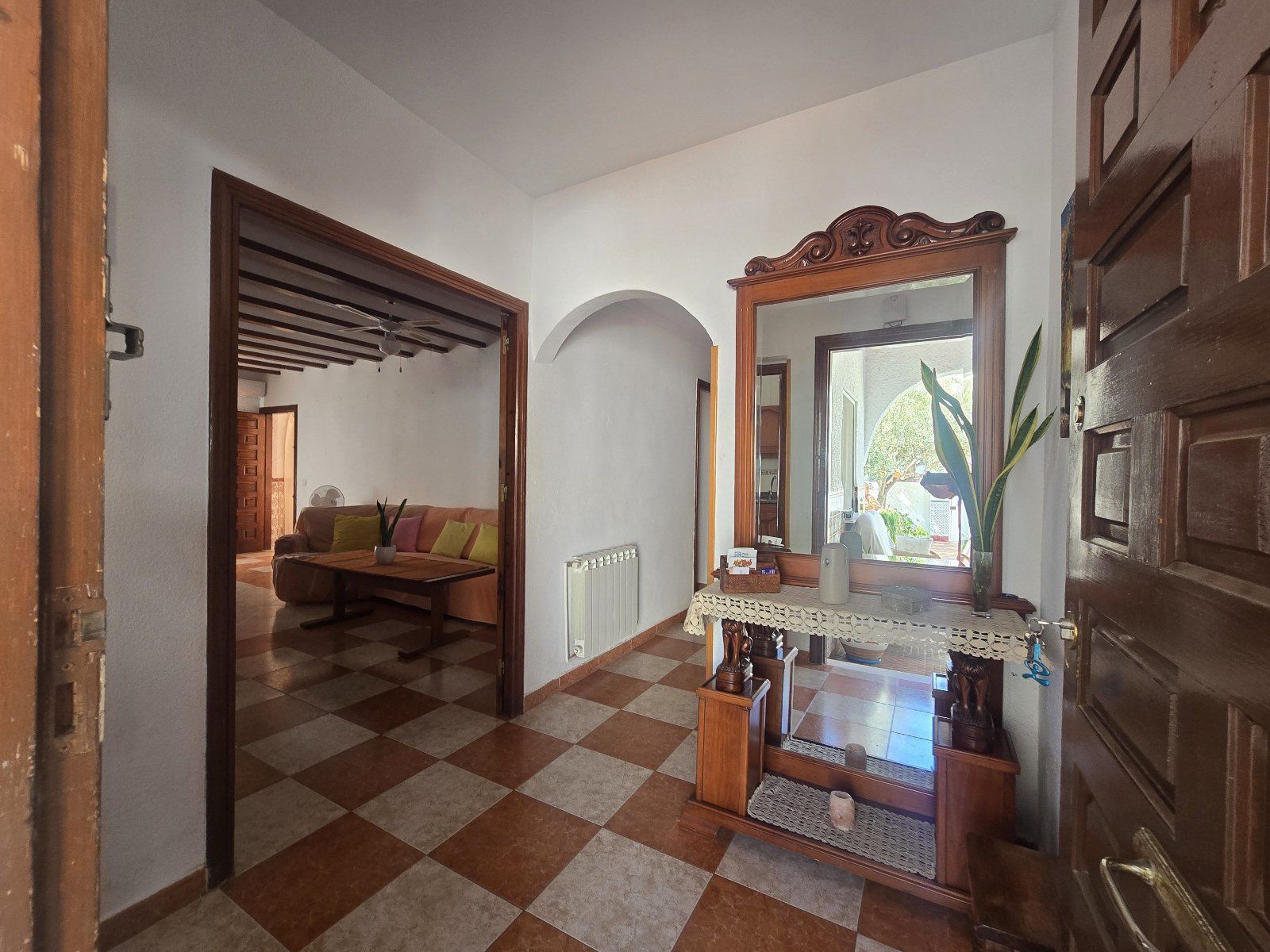Exclusiva villa independiente frente al mar con piscina privada y amplios jardines - Foto 65