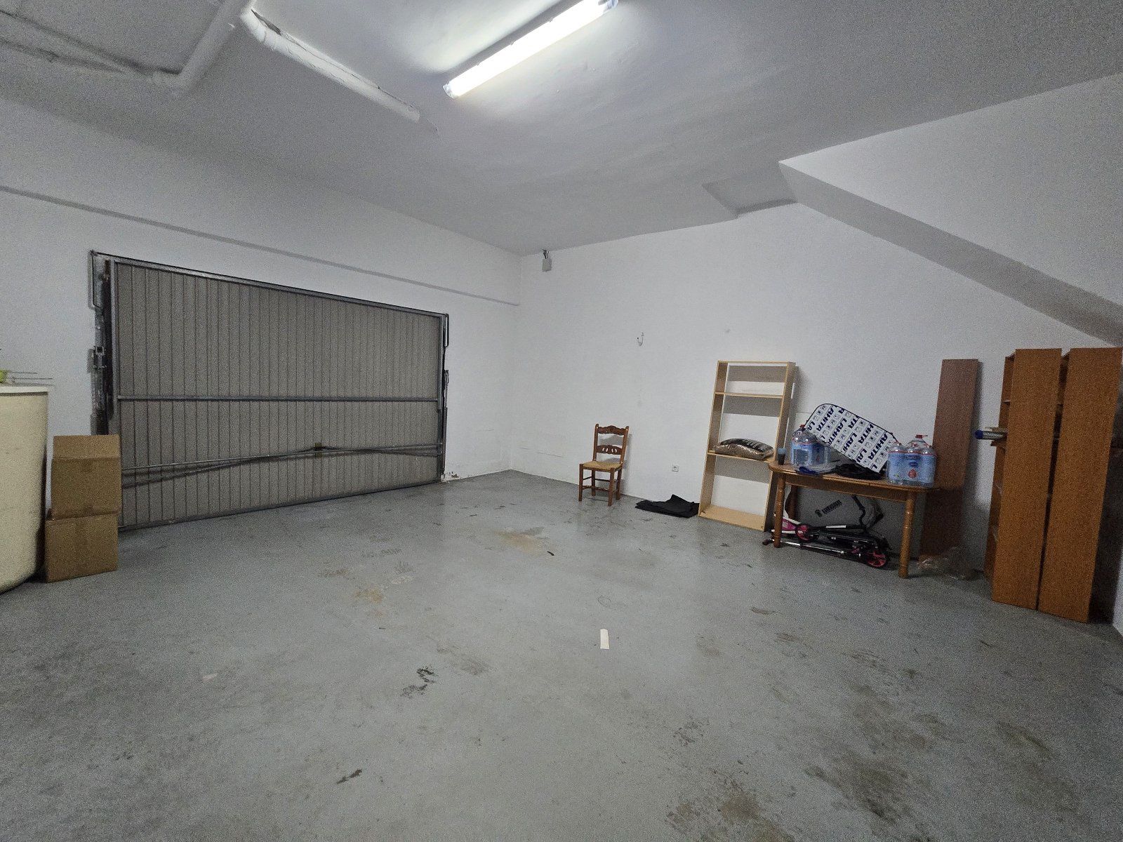 Spacious 5-bedroom duplex with basement, garden, and porch in Huércal-Overa