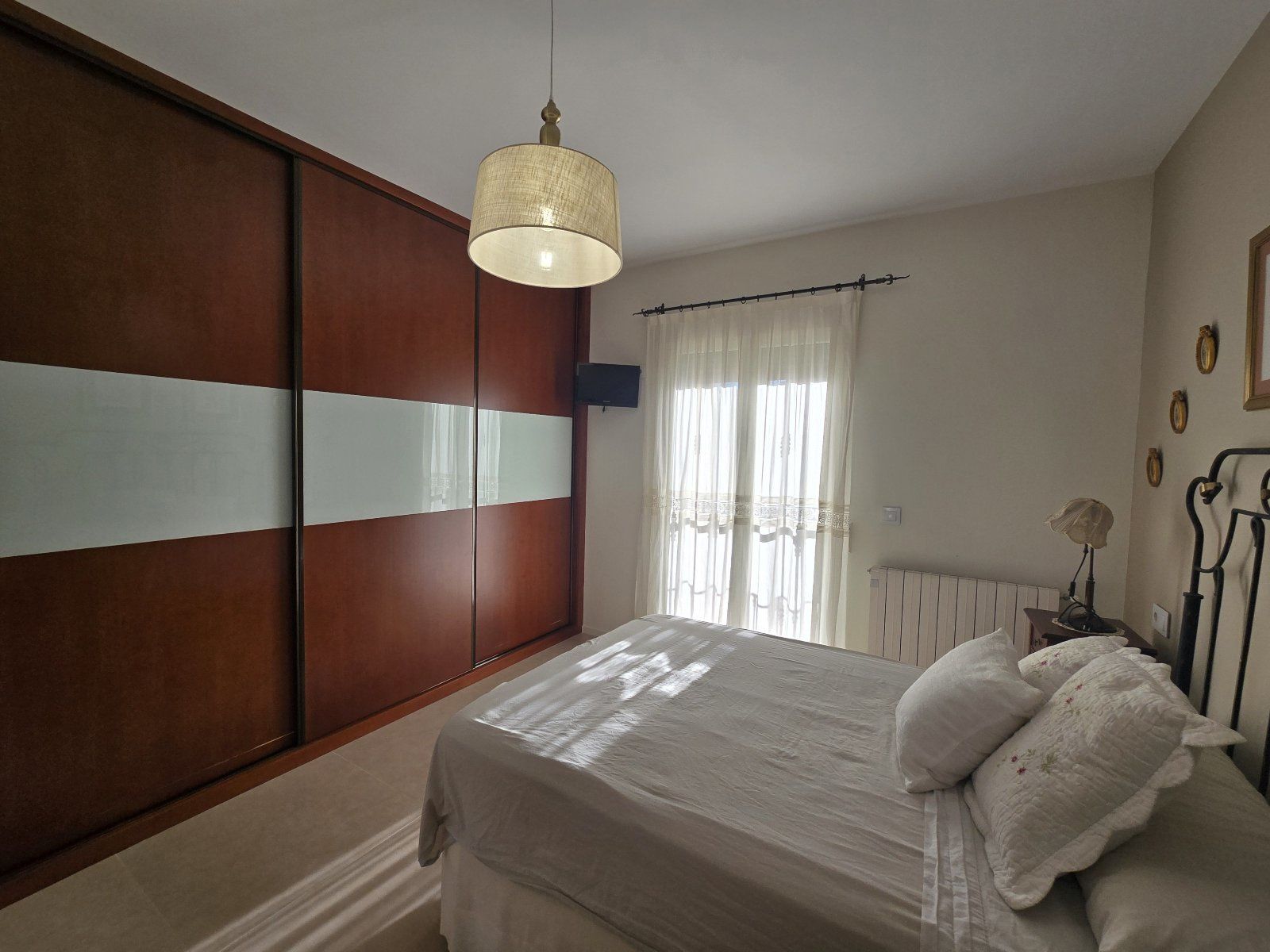 Spacious 5-bedroom duplex with basement, garden, and porch in Huércal-Overa