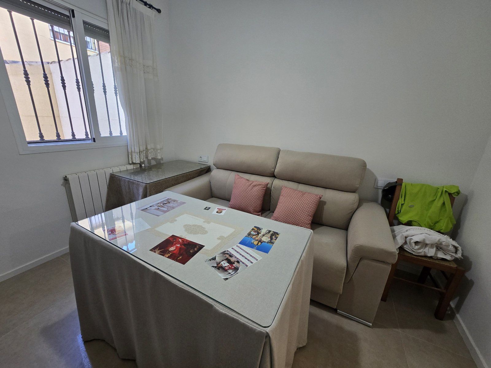 Spacious 5-bedroom duplex with basement, garden, and porch in Huércal-Overa