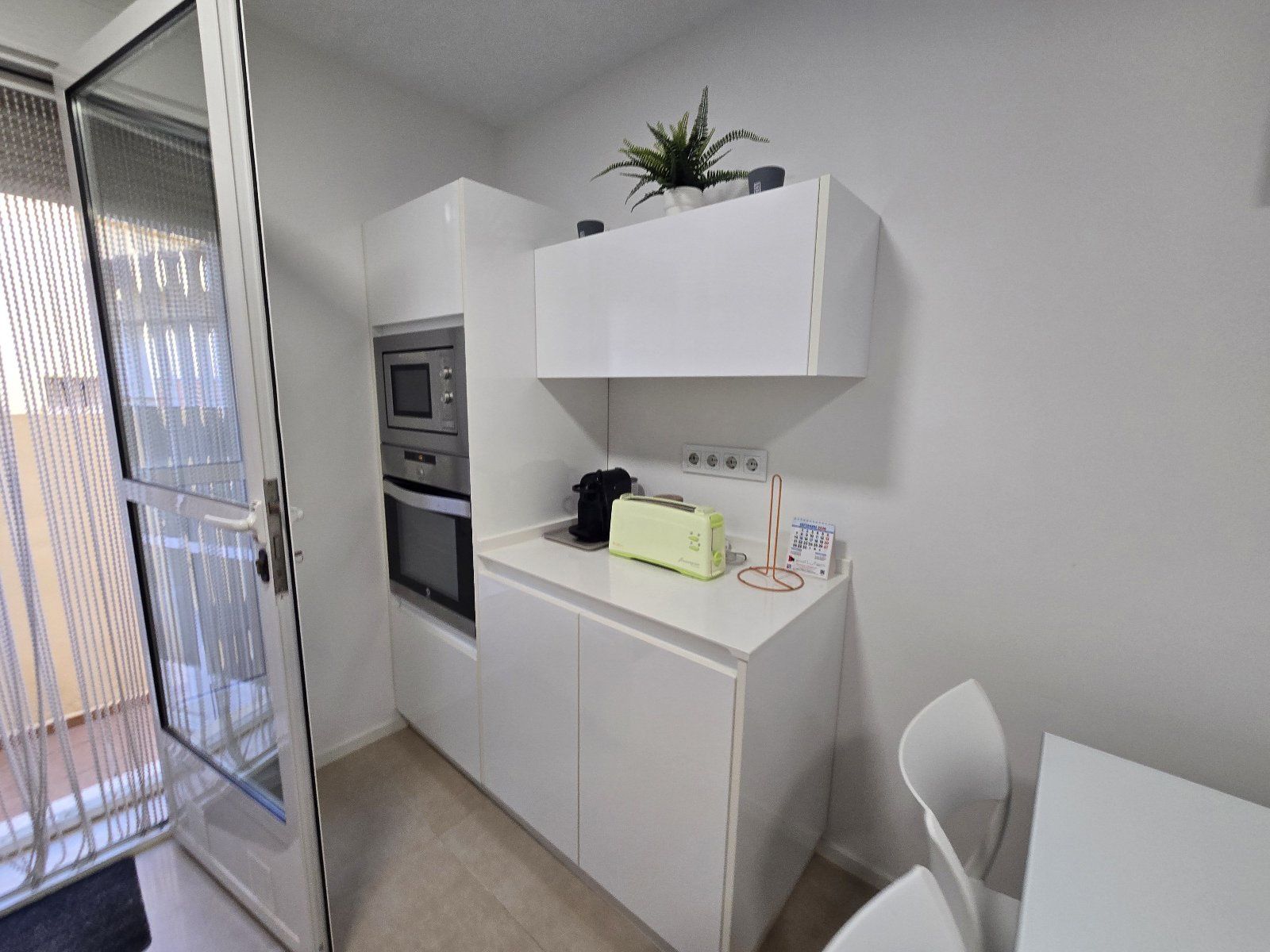 Spacious 5-bedroom duplex with basement, garden, and porch in Huércal-Overa