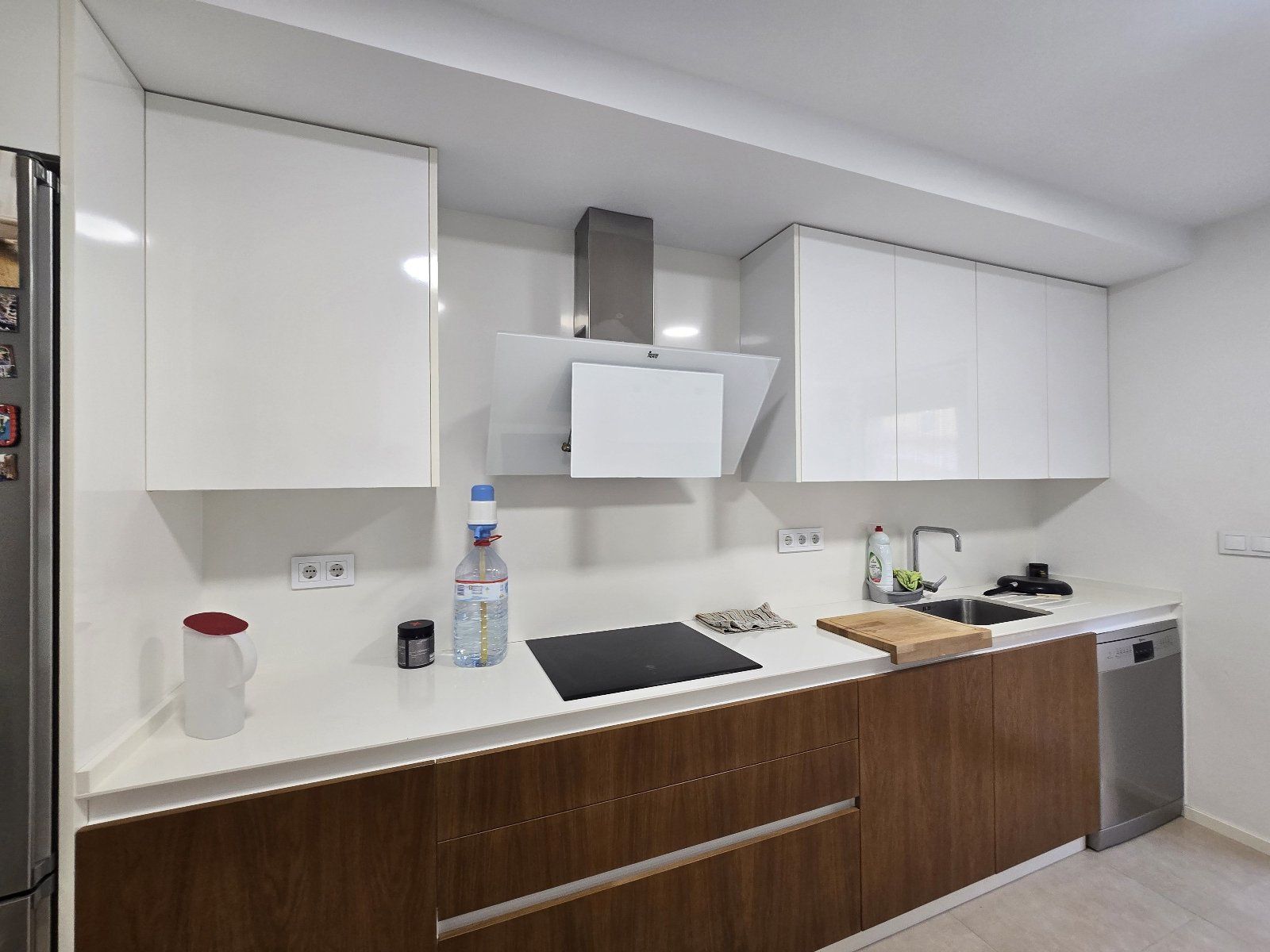 Spacious 5-bedroom duplex with basement, garden, and porch in Huércal-Overa