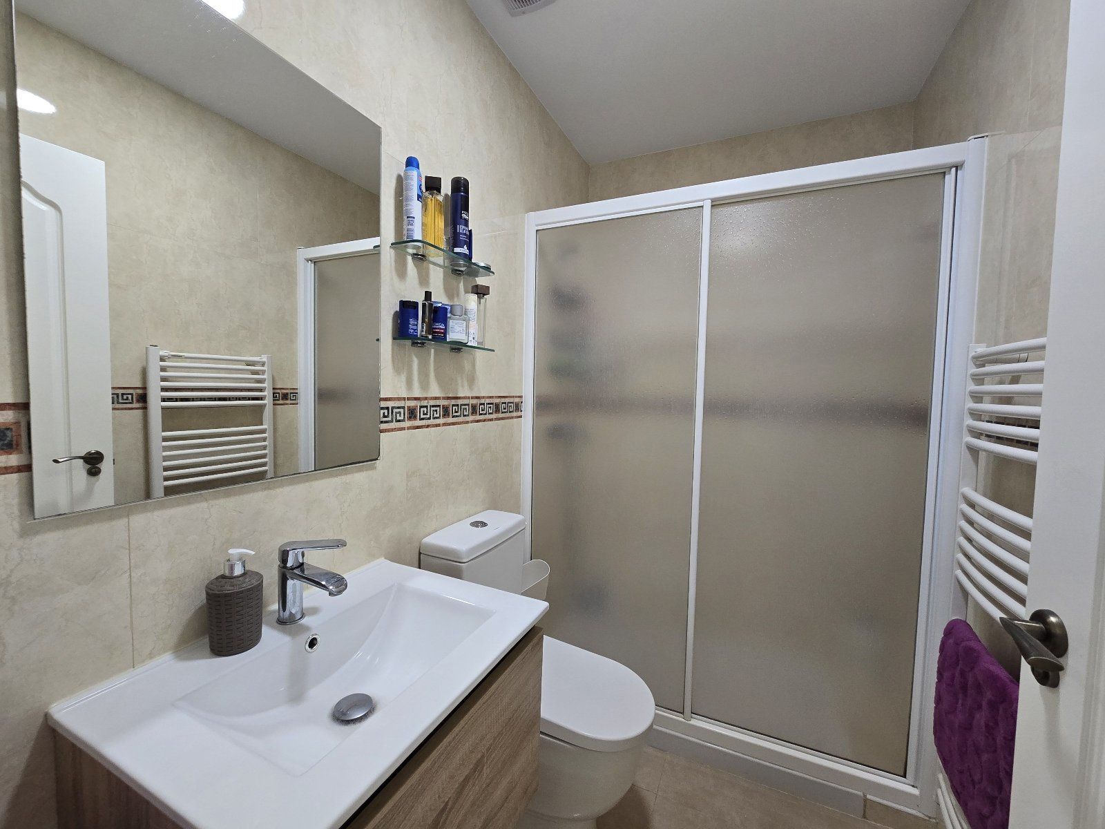 Spacious 5-bedroom duplex with basement, garden, and porch in Huércal-Overa