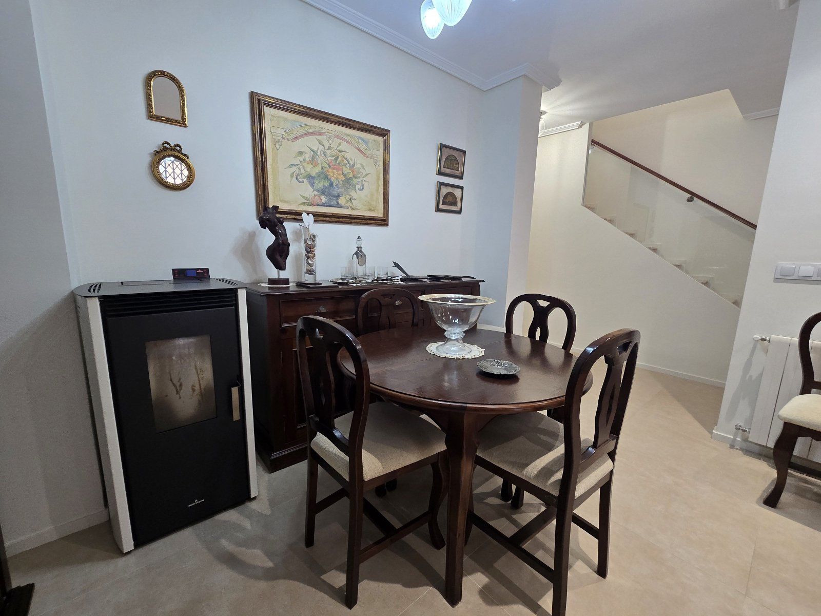 Spacious 5-bedroom duplex with basement, garden, and porch in Huércal-Overa