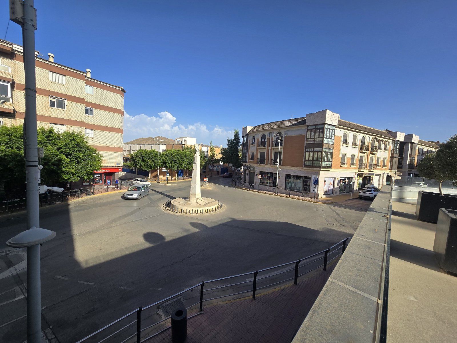 Restaurant à vendre au cœur de Huércal-Overa avec terrasse de 200 m²