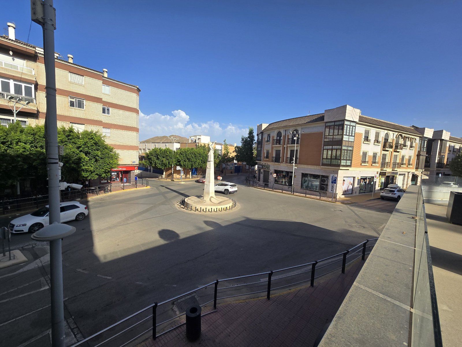 Restaurant à vendre au cœur de Huércal-Overa avec terrasse de 200 m²