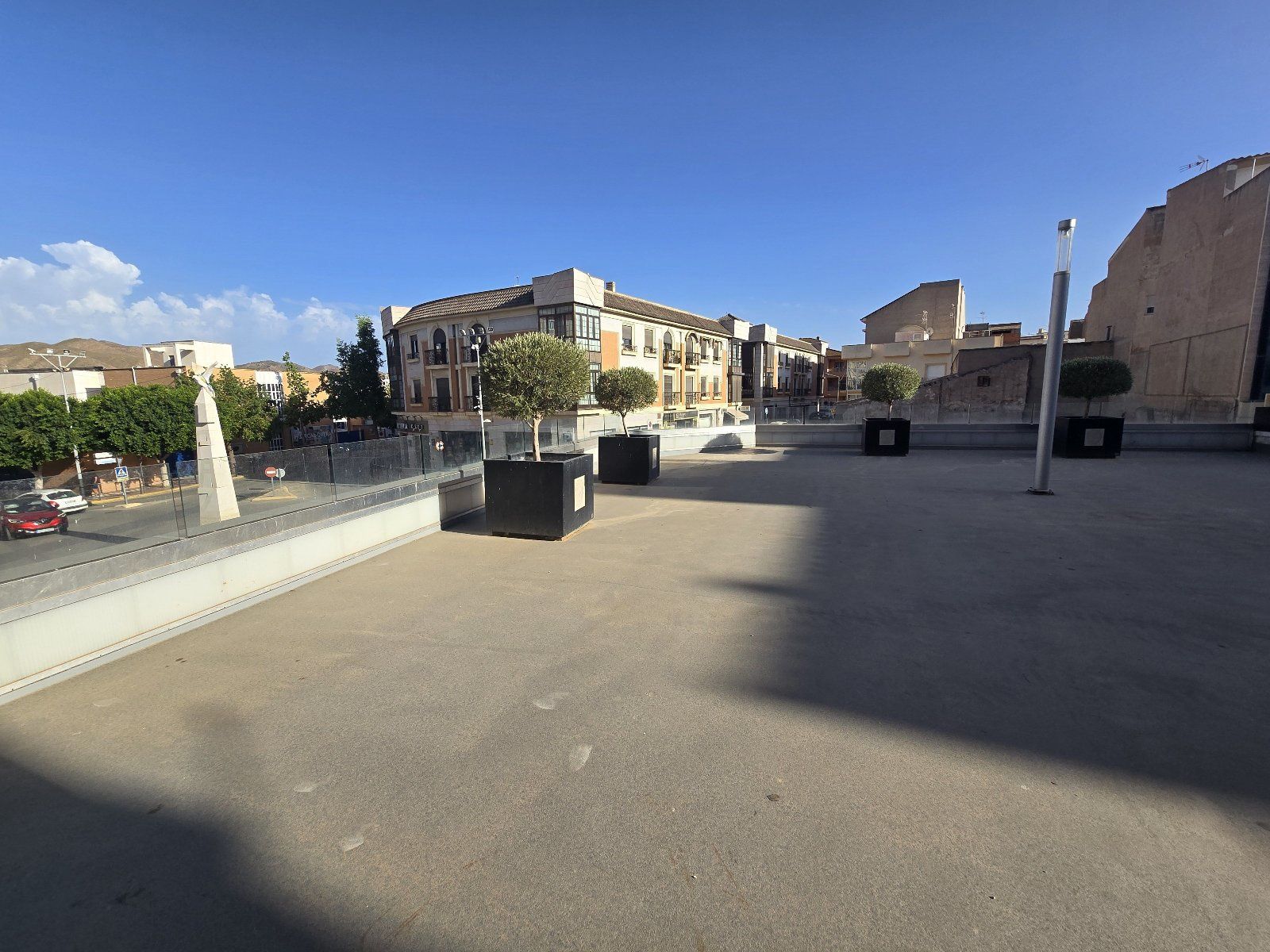 Restaurant à vendre au cœur de Huércal-Overa avec terrasse de 200 m²