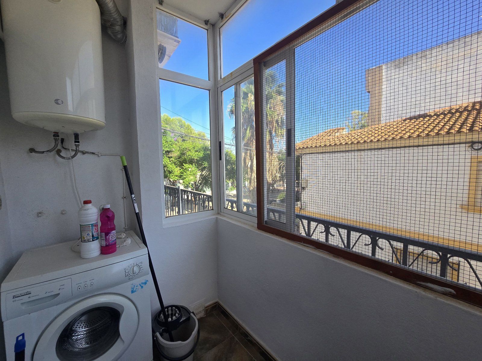Piso en esquina de 4 dormitorios junto al Parque Adolfo Suárez en Huércal-Overa - Foto 18