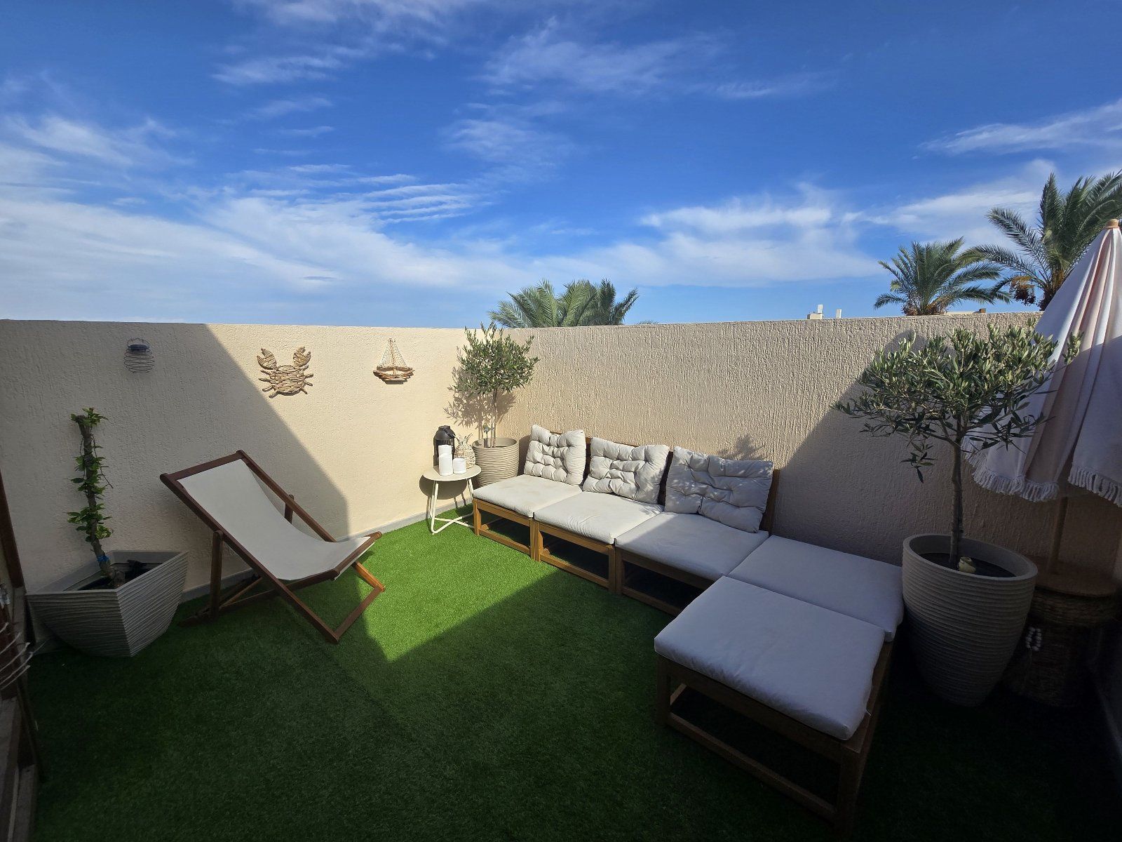 Duplex entièrement rénové avec jardin et espace détente au sein du complexe de golf Valle del Este - Foto 9