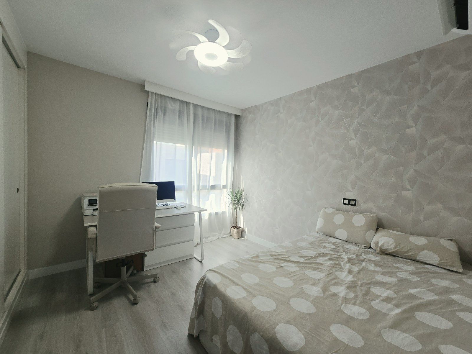 Duplex entièrement rénové avec jardin et espace détente au sein du complexe de golf Valle del Este - Foto 37