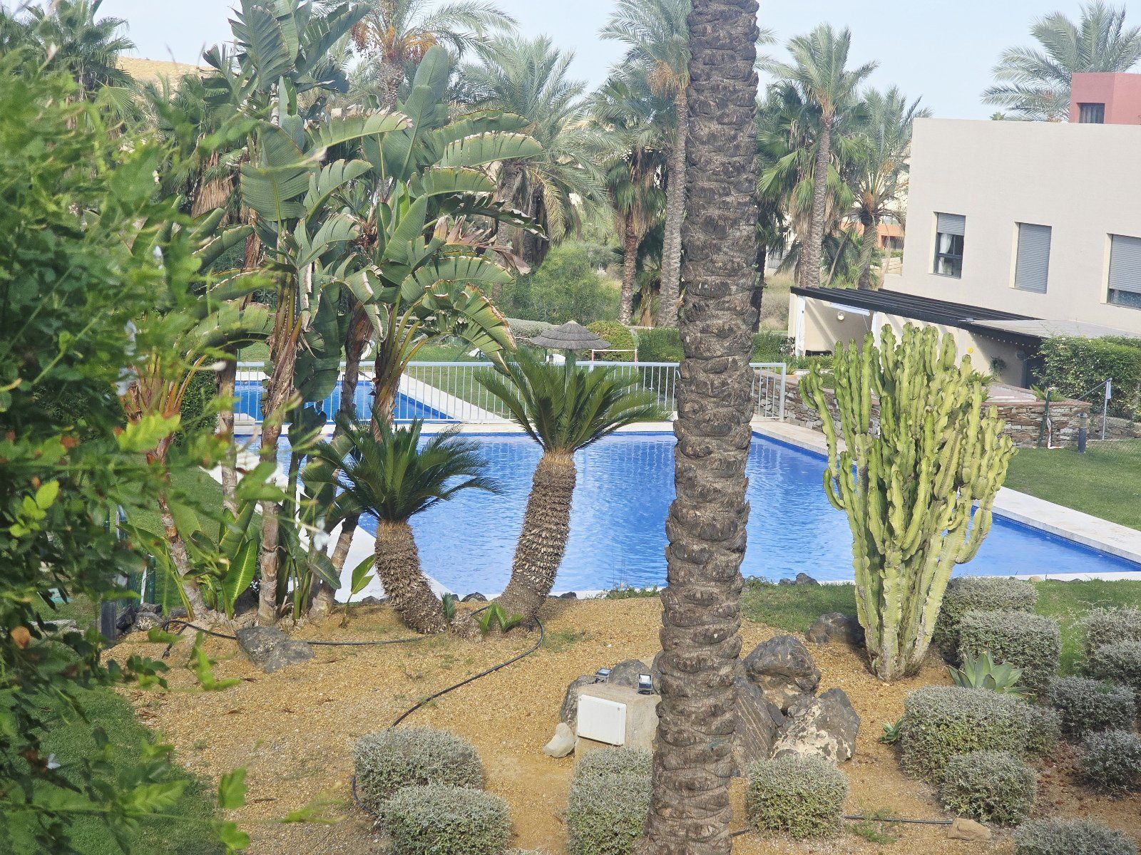 Duplex entièrement rénové avec jardin et espace détente au sein du complexe de golf Valle del Este - Foto 46