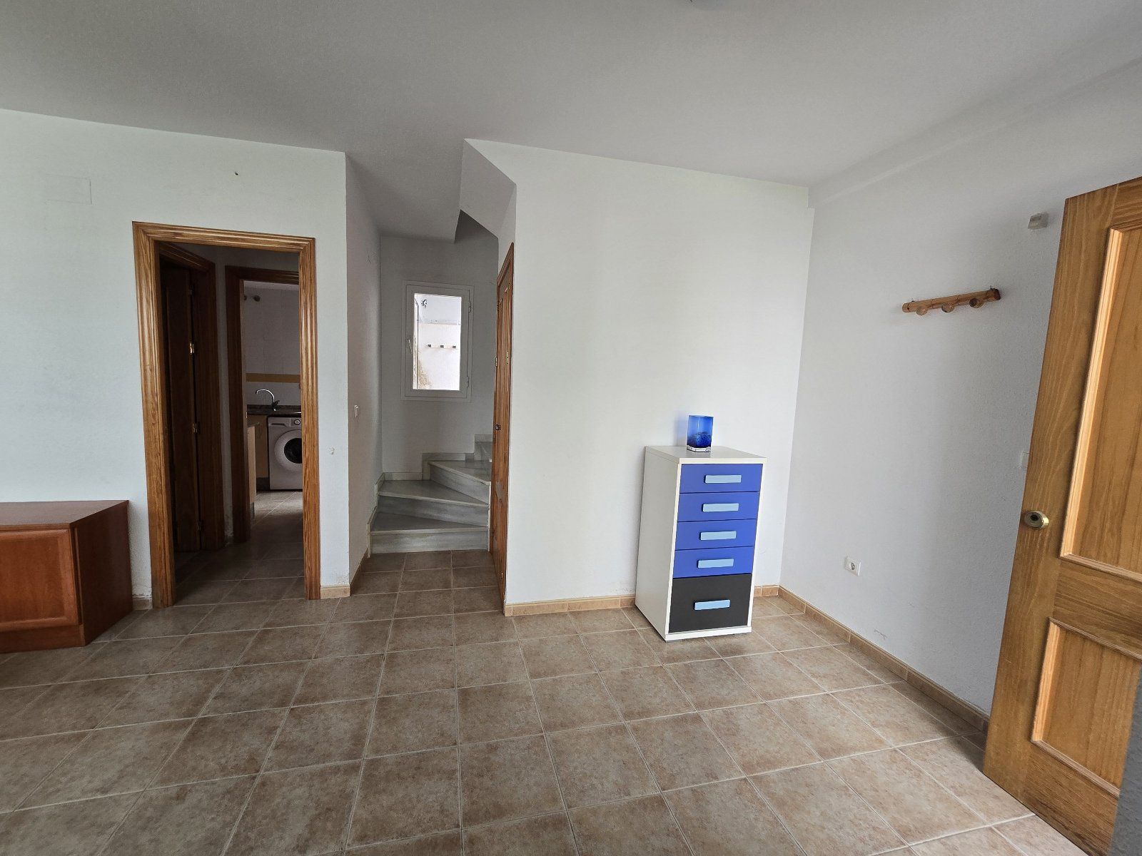 Dúplex de 3 dormitorios amueblado en venta en residencial tranquilo - Foto 10
