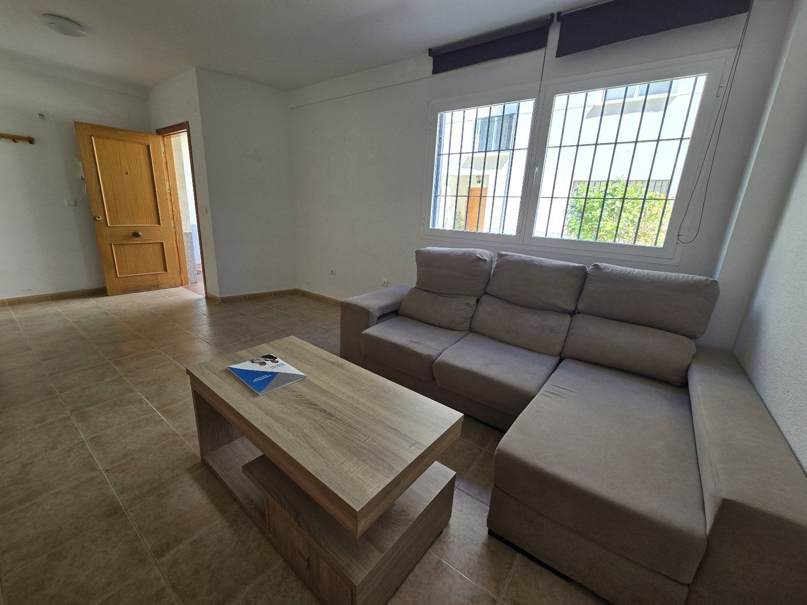 Dúplex de 3 dormitorios amueblado en venta en residencial tranquilo - Foto 12