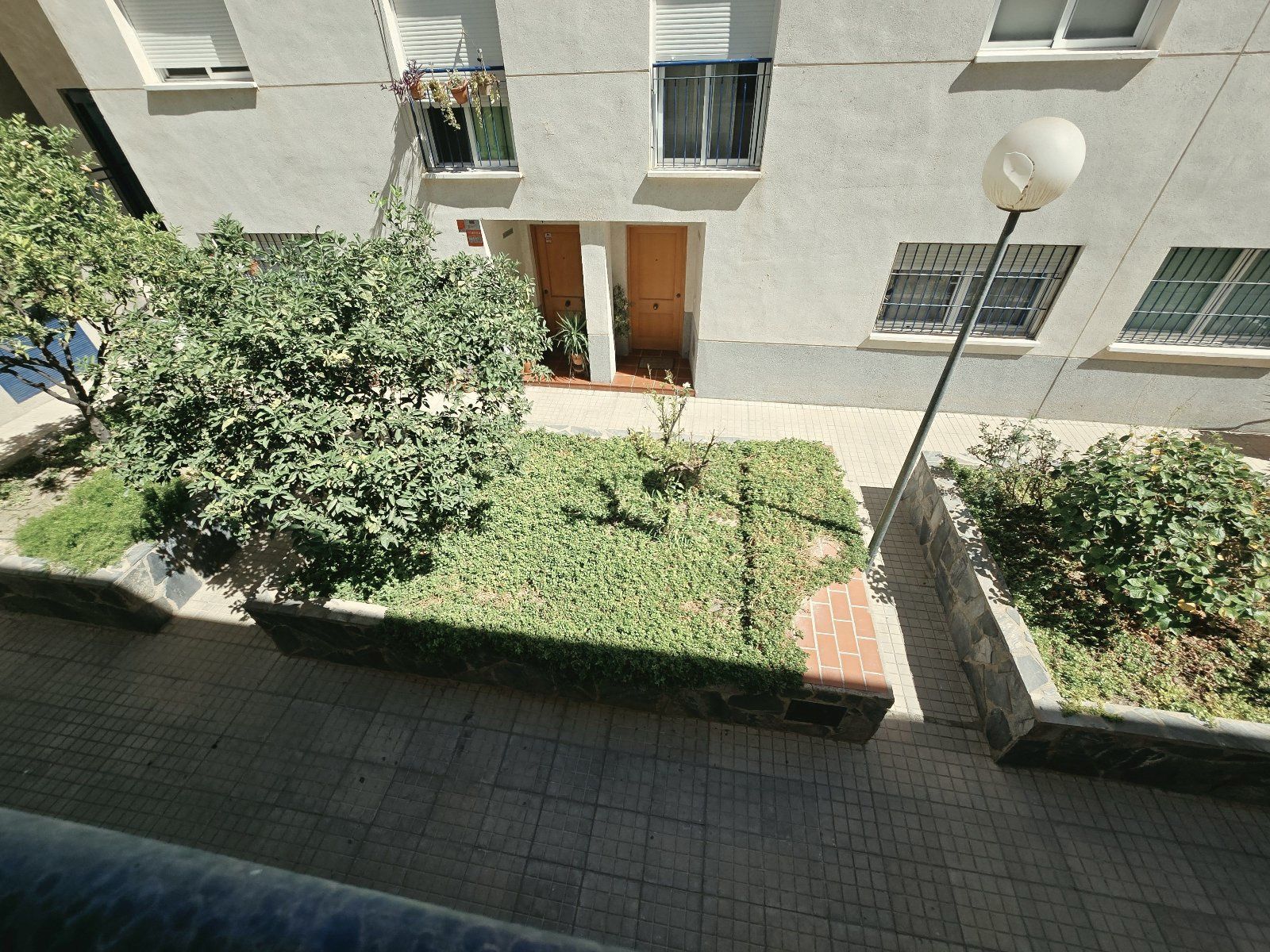 Dúplex de 3 dormitorios amueblado en venta en residencial tranquilo - Foto 30