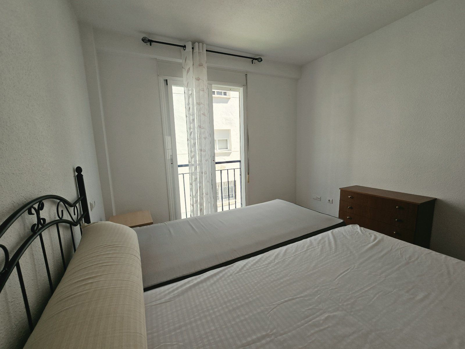 Dúplex de 3 dormitorios amueblado en venta en residencial tranquilo - Foto 29