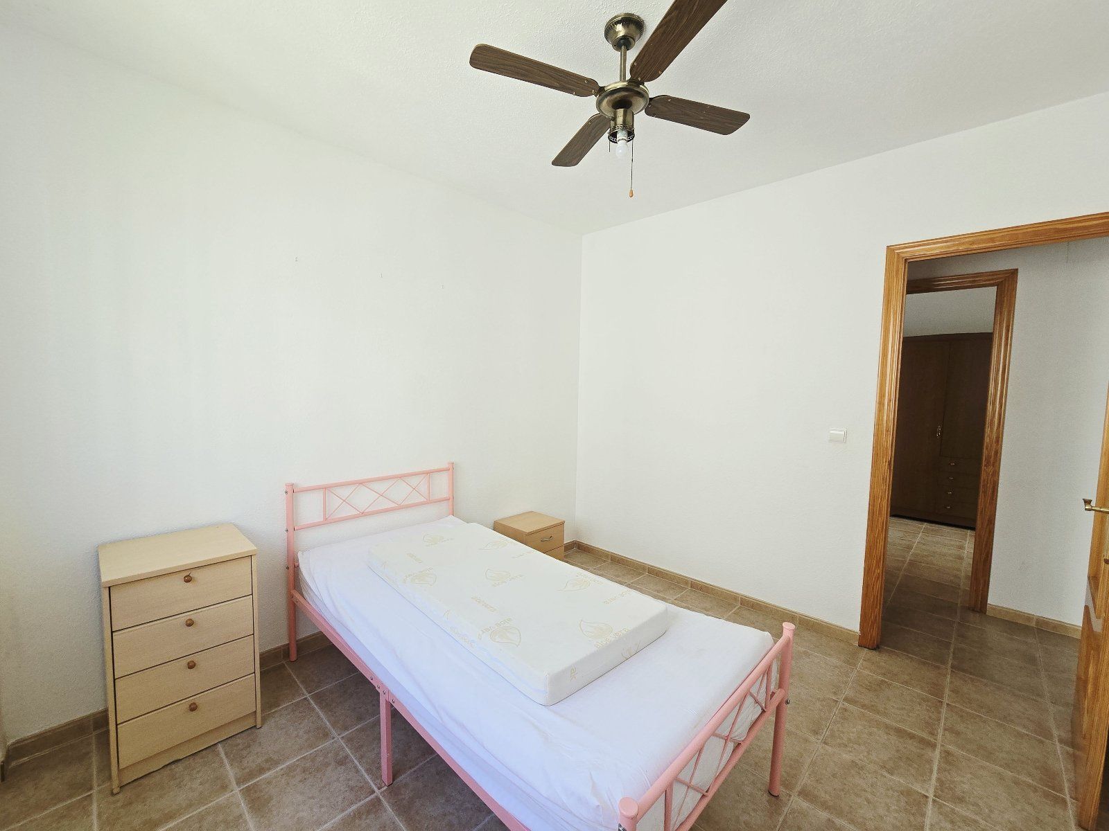 Dúplex de 3 dormitorios amueblado en venta en residencial tranquilo - Foto 39