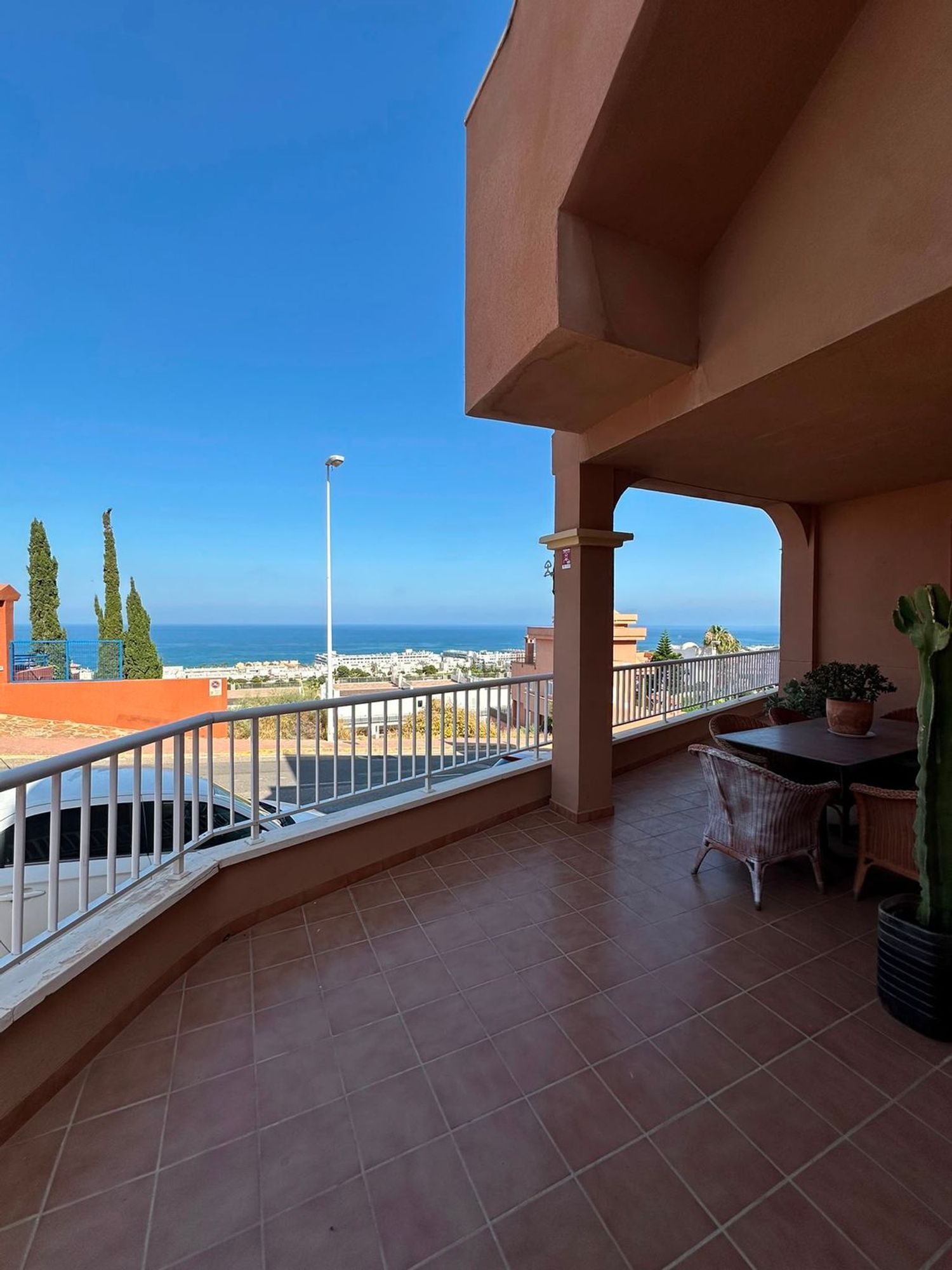 Piso en venta en Mojácar – Marina de la Torre con terraza y vistas al mar - Foto 2