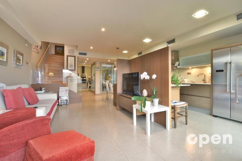 Adossat en venda Terrassa, Barcelona. Ref: 1530. Openfinques