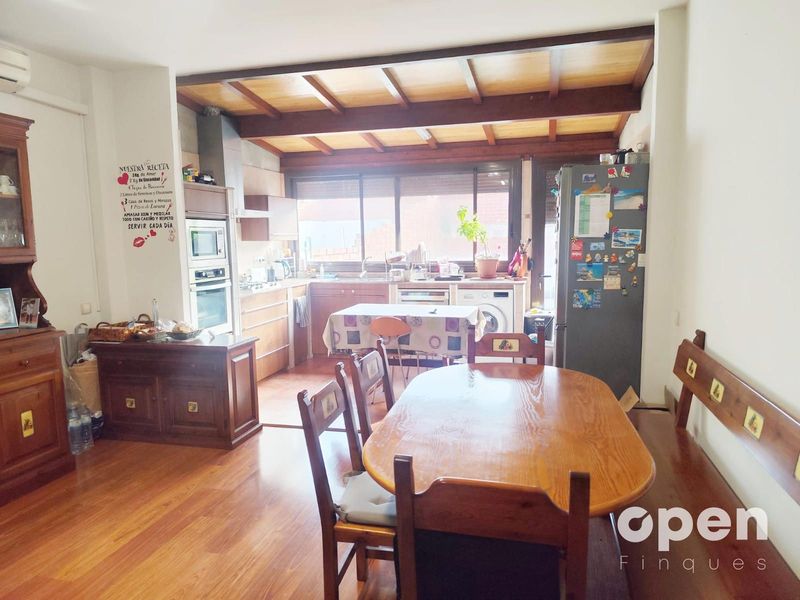 Chalet Independiente en venta Terrassa, Barcelona. Ref: 1569. Openfinques