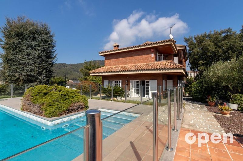 Xalet Independent en venda Castellar del Vallès, Barcelona. Ref: 1607. Openfinques