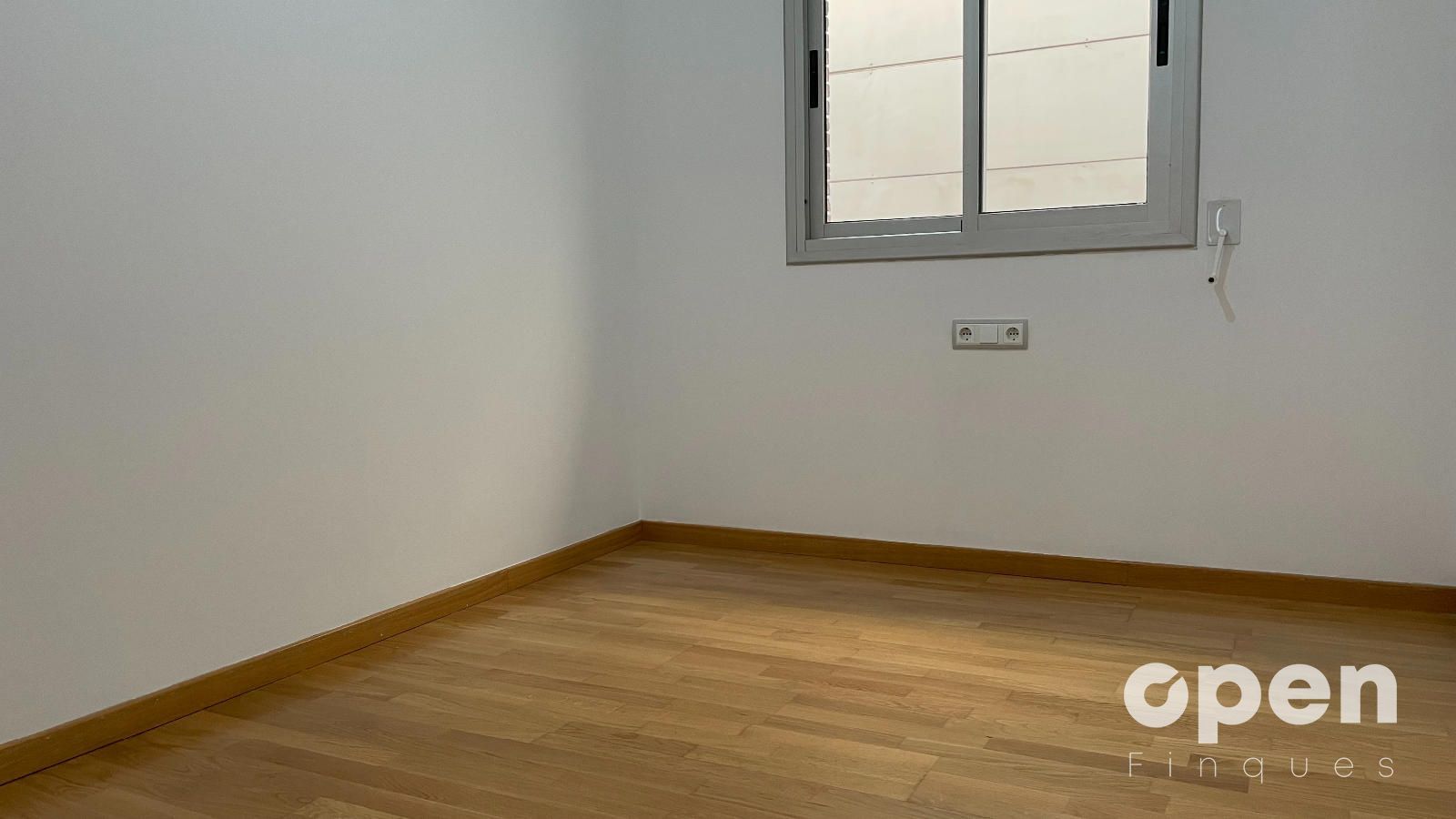 CALLE ROVIRA I BRUSI - Foto 17