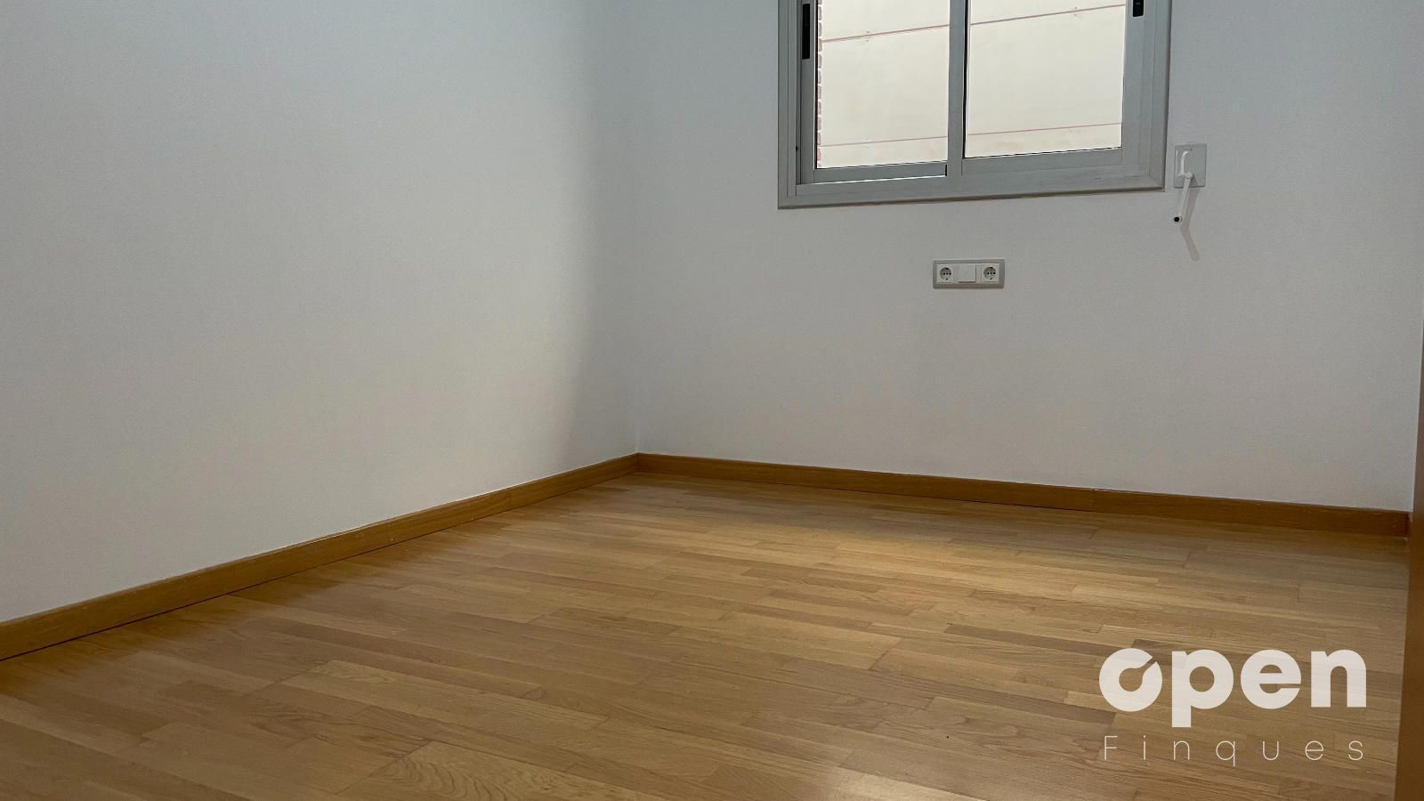 CALLE ROVIRA I BRUSI - Foto 19