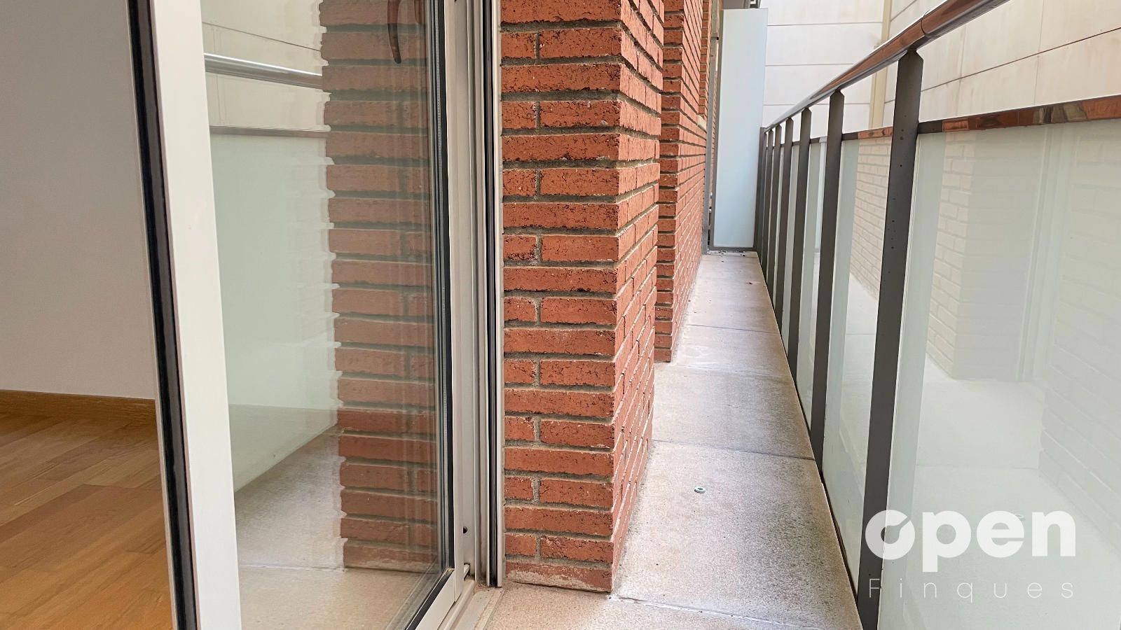 CALLE ROVIRA I BRUSI - Foto 24