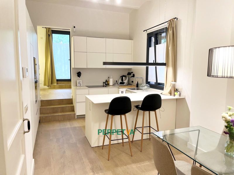 Piso en alquiler Barcelona. Ref: 1053. PERPETVA