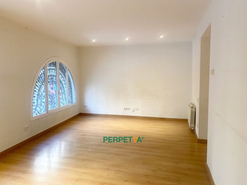 Piso en alquiler Barcelona. Ref: 1059. PERPETVA