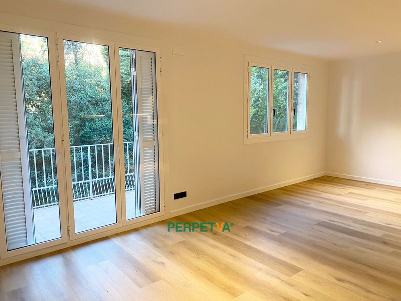 Piso en alquiler Barcelona. Ref: 1060. PERPETVA