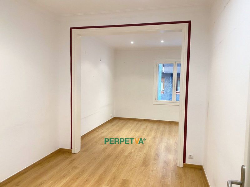 Piso en alquiler Barcelona. Ref: 1063. PERPETVA