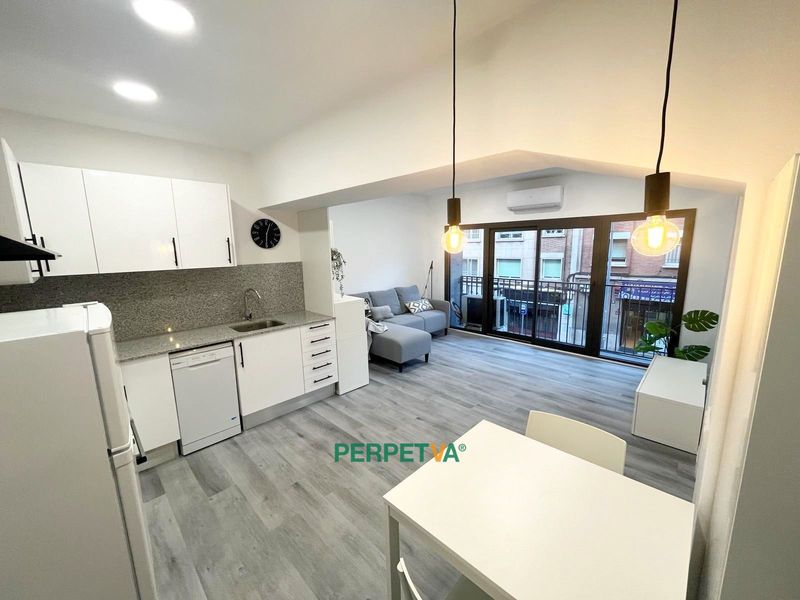 Piso en alquiler Barcelona. Ref: 1114. PERPETVA