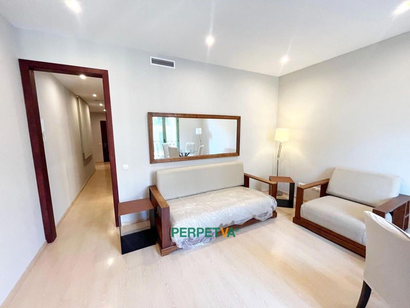 Piso en alquiler Barcelona. Ref: 1185. PERPETVA