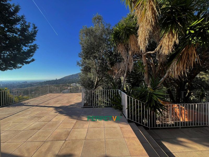 Chalet Independiente en venta Barcelona. Ref: 1373. PERPETVA