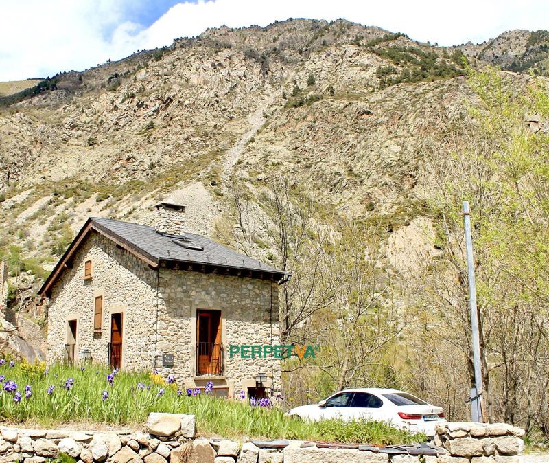 Casa en venta Puigcerdà, Girona. Ref: 1435. PERPETVA