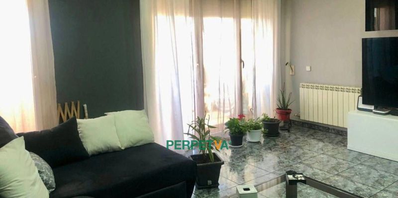 Chalet Independiente en venta Roda De Ter, Barcelona. Ref: 1471. PERPETVA