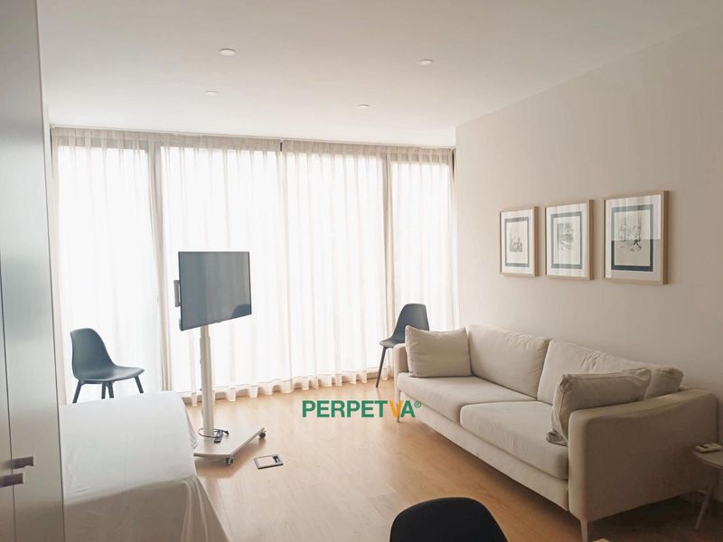 Piso en alquiler Barcelona. Ref: 1538. PERPETVA