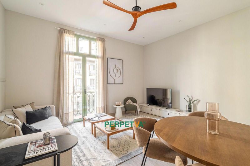 Piso en alquiler Barcelona. Ref: 1550. PERPETVA