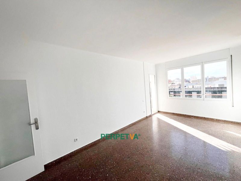 Piso en alquiler Barcelona. Ref: 1580. PERPETVA