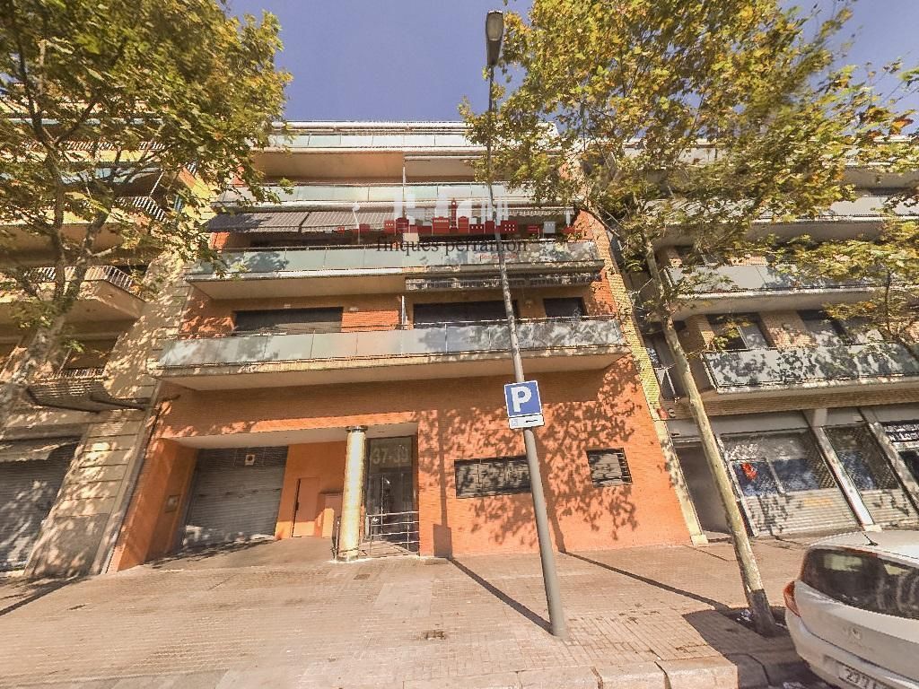 Garatge en venda Barcelona. Ref: 3835. Finques Perramon SL