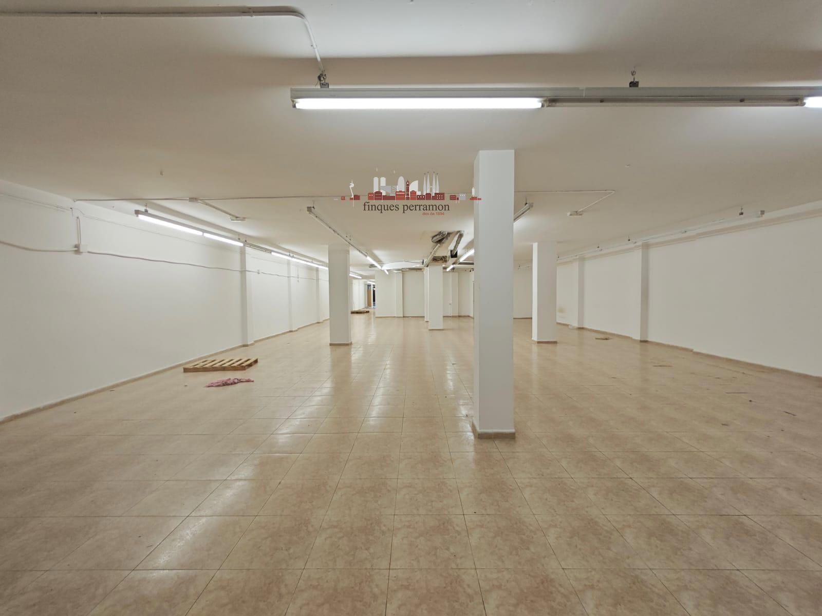 Local Comercial en venda Barcelona. Ref: 3846. Finques Perramon SL