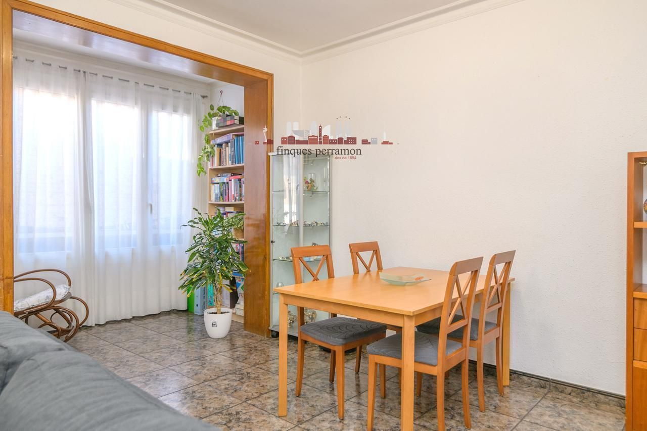 Pis en venda Barcelona. Ref: 3952. Finques Perramon SL